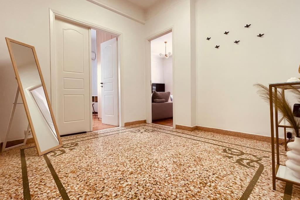 Daisy Apartment 15 Min To Acropolis Atena Exterior foto
